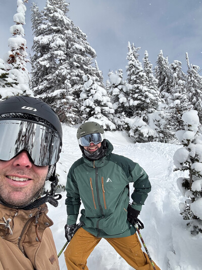 mark and james skiing