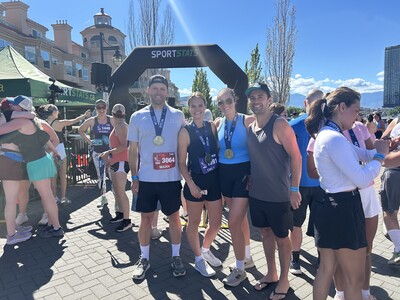kerri james emily and mark post running race photo